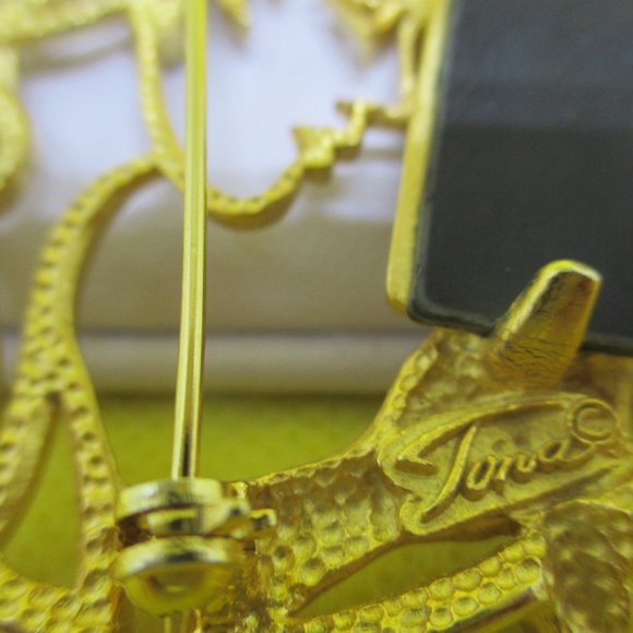 Large TONA Brooch 2 3/16 Inches Tona Womans Face Real Mirror Pearl Earrings Hat - Picture 10 of 10